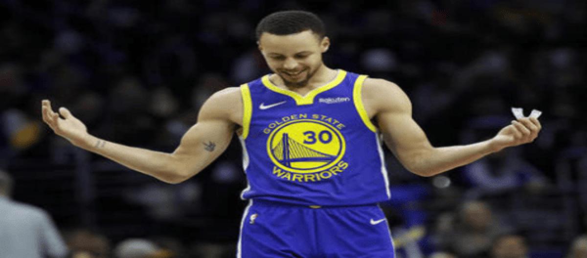 Curry scored 38 points to lead the Warriors to a 125-111 victory over the Bucks, but Lillard scored 38 points but failed to save the team