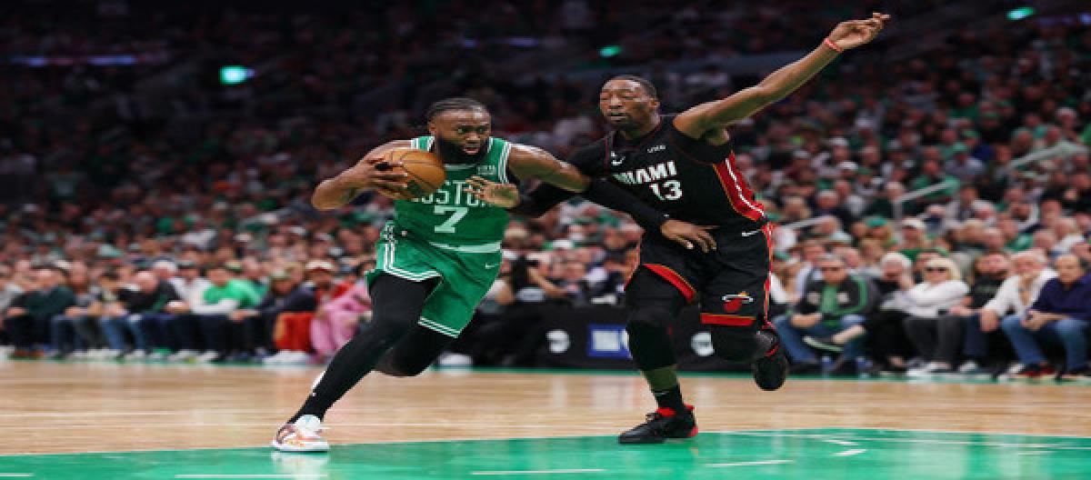 Green Army eliminated Brown set a milestone and his total playoff points rose to 42nd in history