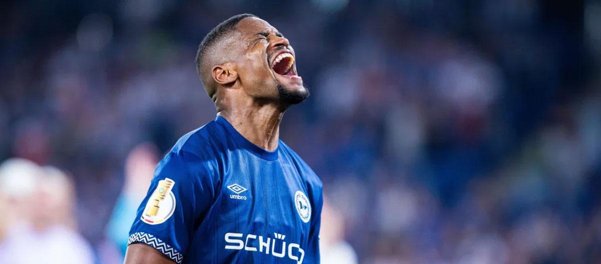 ◤DFB-Pokal◢ Isaiah Young's late goal helpes Arminia Bielefeld shockingly eliminates Werder Bremen with a late 1-0 win..