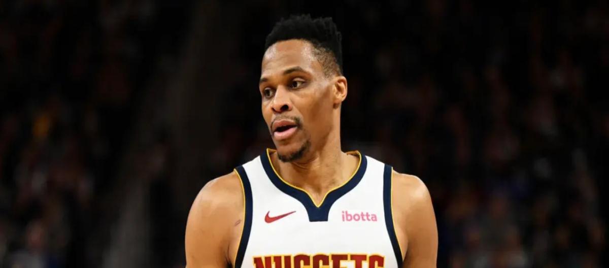 斯坦：威斯布鲁克无意征战海外联赛，首要目标是留在NBA