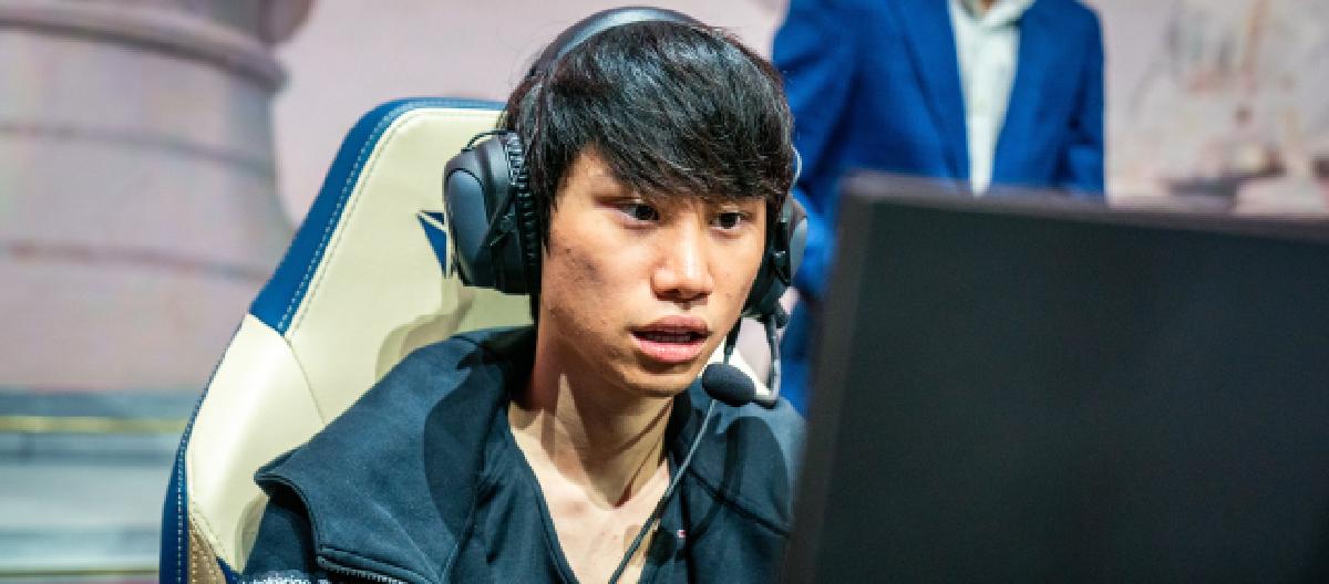 DOTA 2：Doinb返回赛场失败收场，转型为DOTA 2主播，人气翻了好几倍。