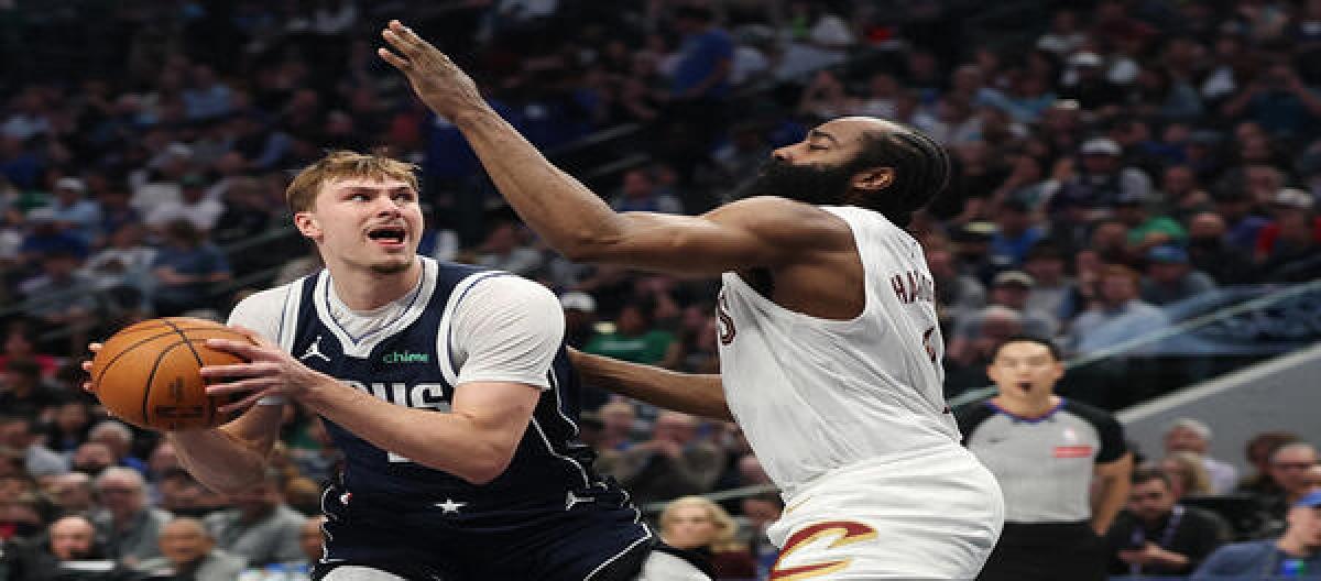 Mobley's 29 points shone throughout the game as the Cavaliers defeated the Mavericks 138-105.