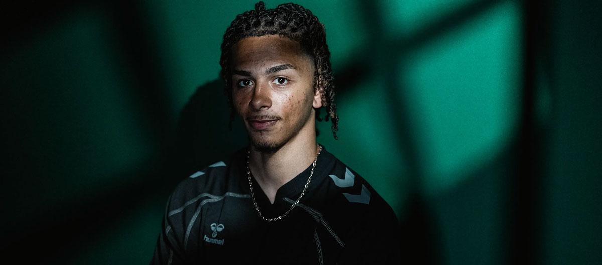 Werder Bremen announced the signing of Le Havre's young striker Kenny Quetant..