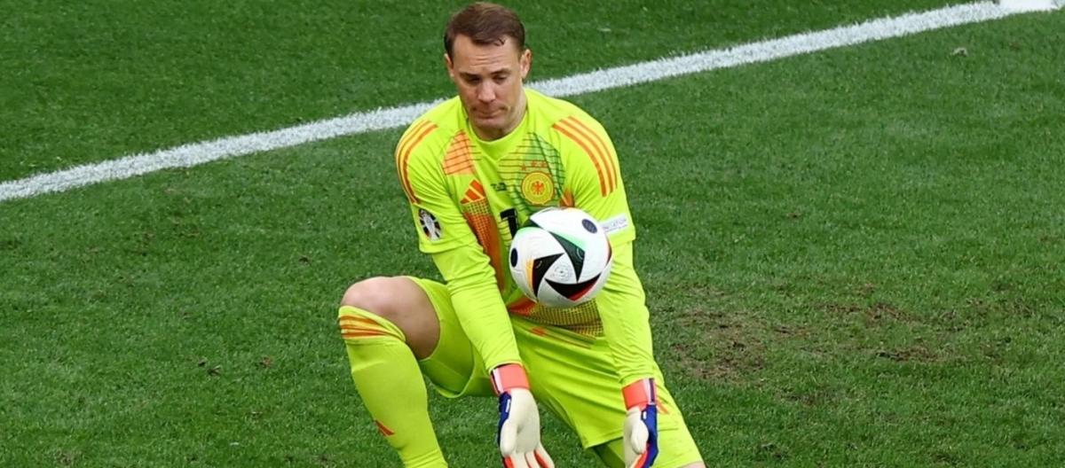 Müller supports Neuer as the number one goalkeeper upon his return to the German national team.