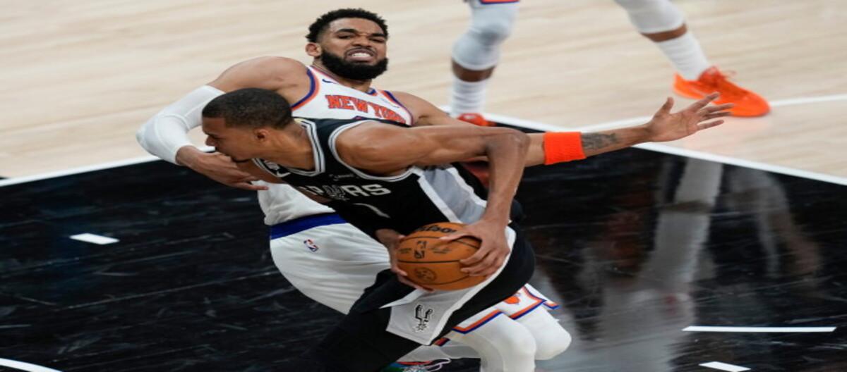 文班亚马关键罚球失手 马刺1分惜败尼克斯