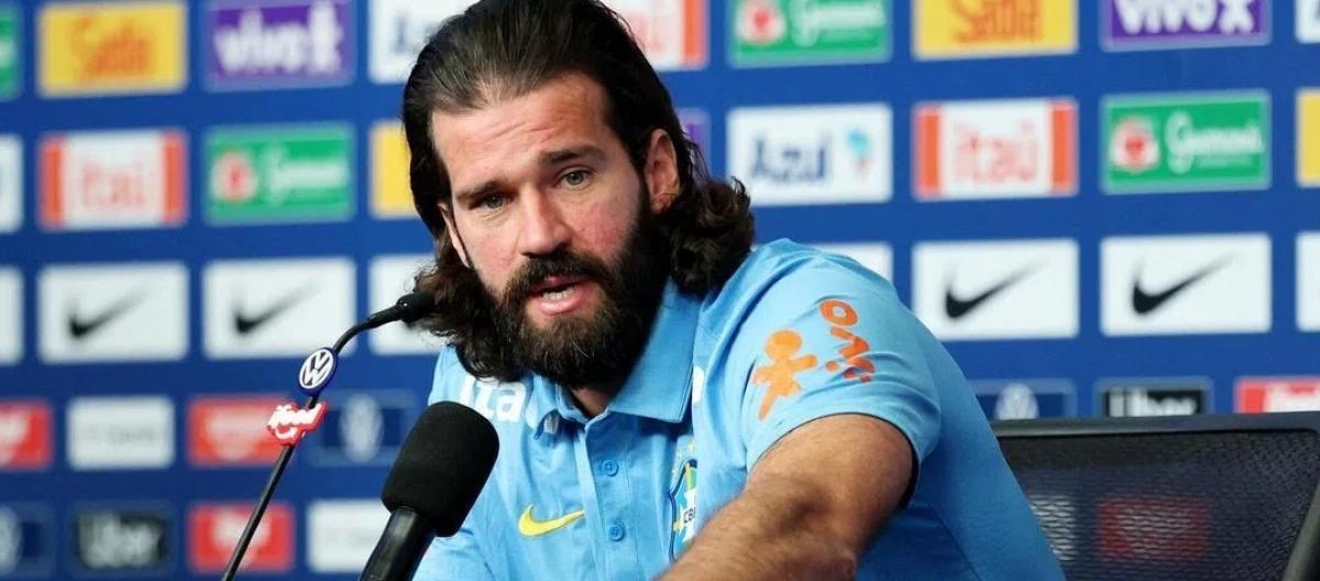 Alisson praised Ancelotti for changing the Brazilian national team, creating a calm atmosphere.