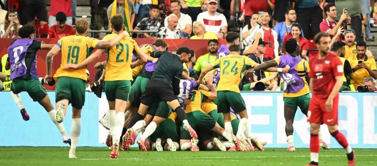 Australia delegated the use of social media to its players before the match against the United States.