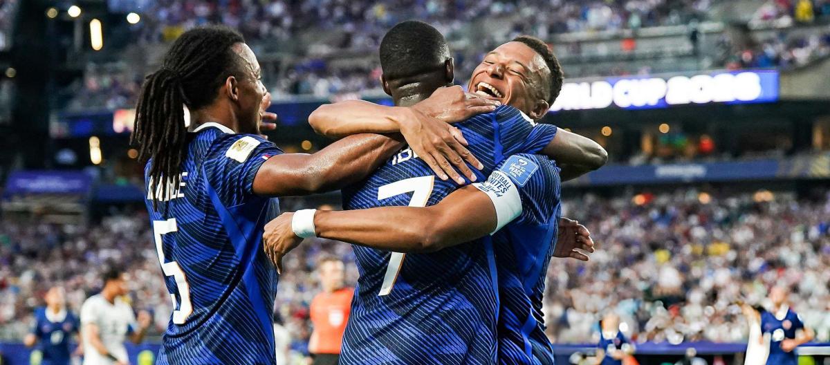 World Cup – Mbappe scores twice as France easily defeats Iraq 3-0 to advance to the next round.