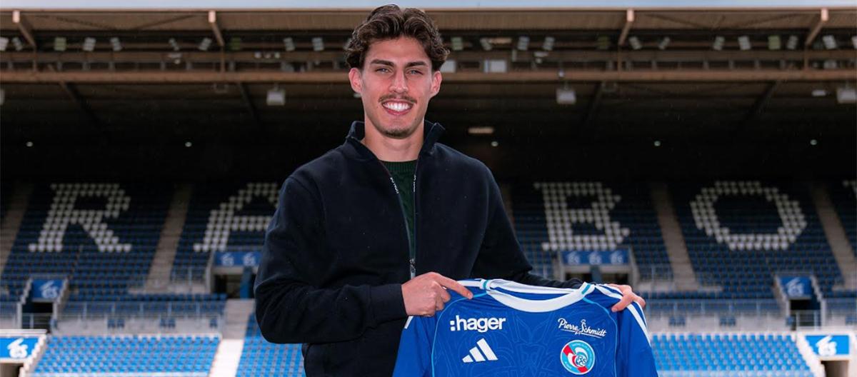Strasbourg officially announced the signing of Guimaraes midfielder Diogo Souza on a five-year contract.