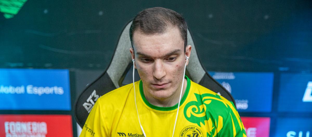 Metizport officially announced that they have extended the contract of Swedish rifler Plopski until 2027.