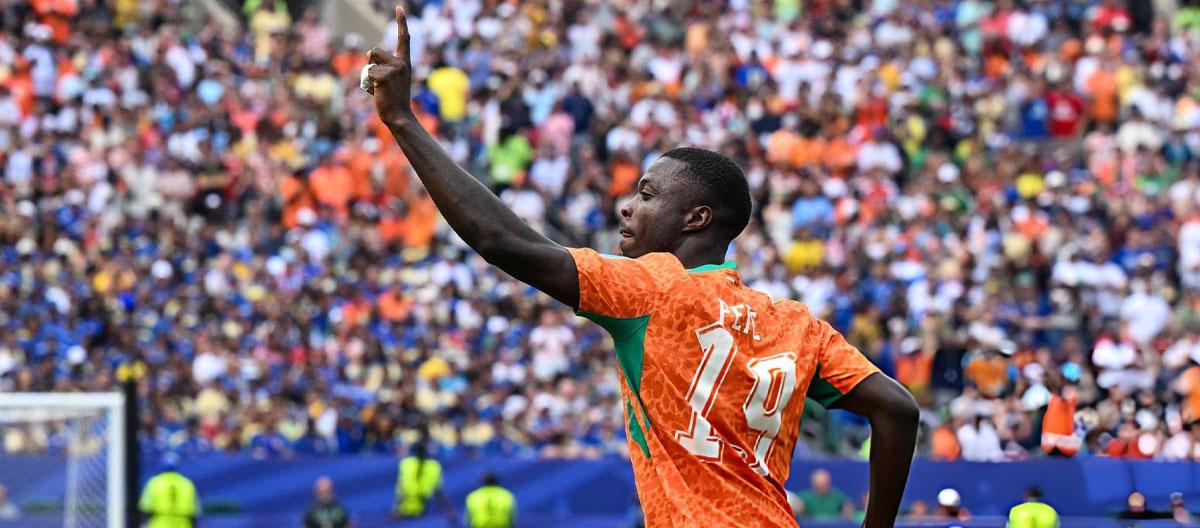 ◤FIFA World Cup in United States, Canada and Mexico◢ Nicolas Pépé scored twice as Côte d'Ivoire reached the next stage with a strong 0-2 win over Curaçao..