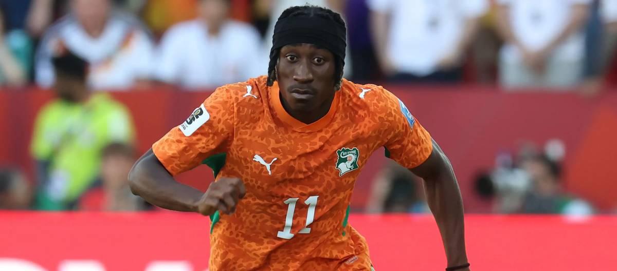 Paris Saint-Germain begins transfer negotiations for Jan Diormand