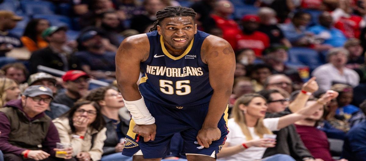 The Pelicans did not exercise their $8 million option, potentially making Kevon Looney a free agent.