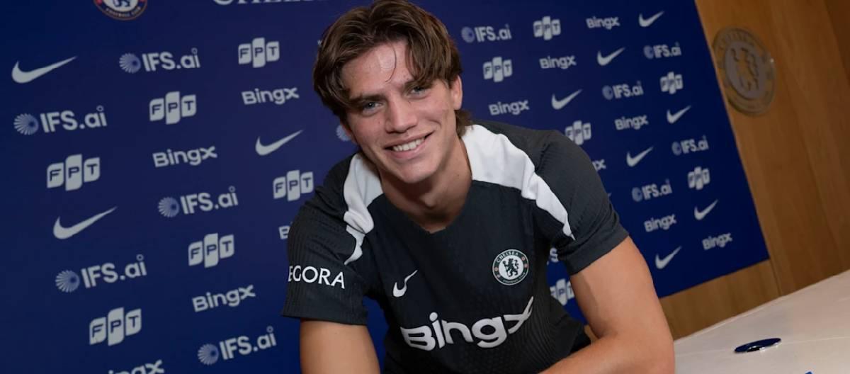 Chelsea have officially announced the signing of Marco Palestella, with a contract running until 2033.