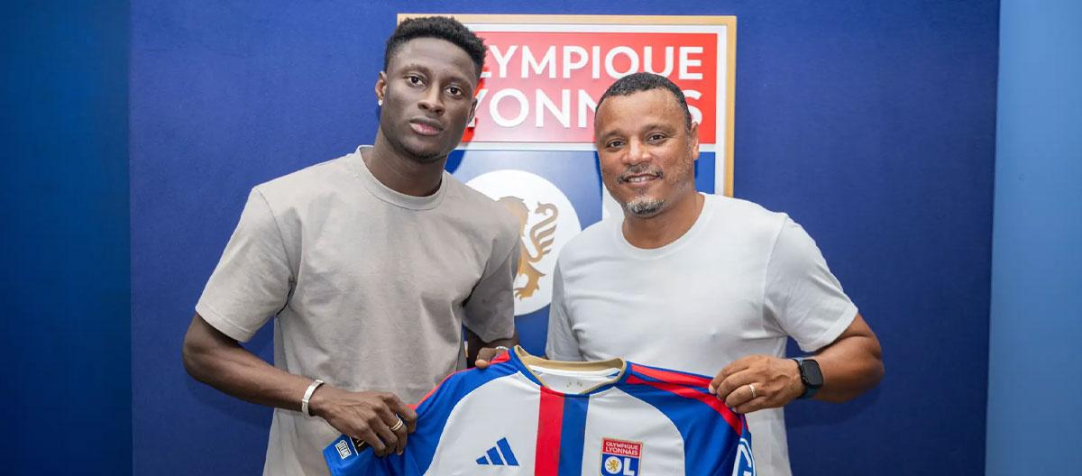 Lyon officially announce the signing of Altach's Burkina Faso international defender Mohamed Ouédraogo..