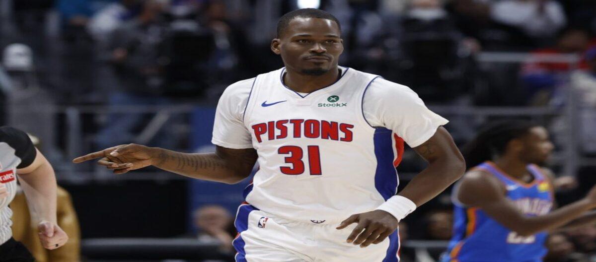 Javant Green re-signs with Pistons for one year and $3.95 million.