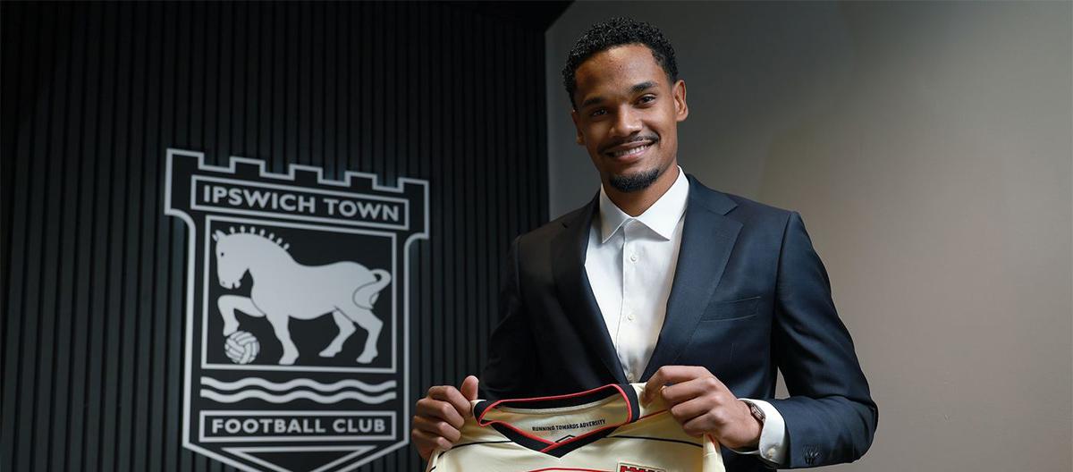 Toulouse striker Emerson has officially joined Ipswich Town on a five-year contract.