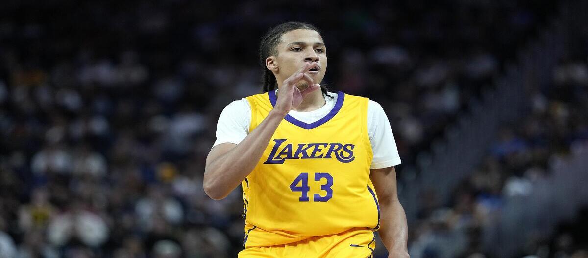 2026年NBA夏联：卡尔爆砍23分 湖人以99-85战胜快船