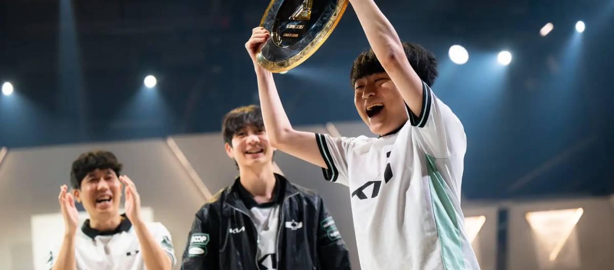 Dplus KIA wins the 2026 League of Legends Esports World Cup.
