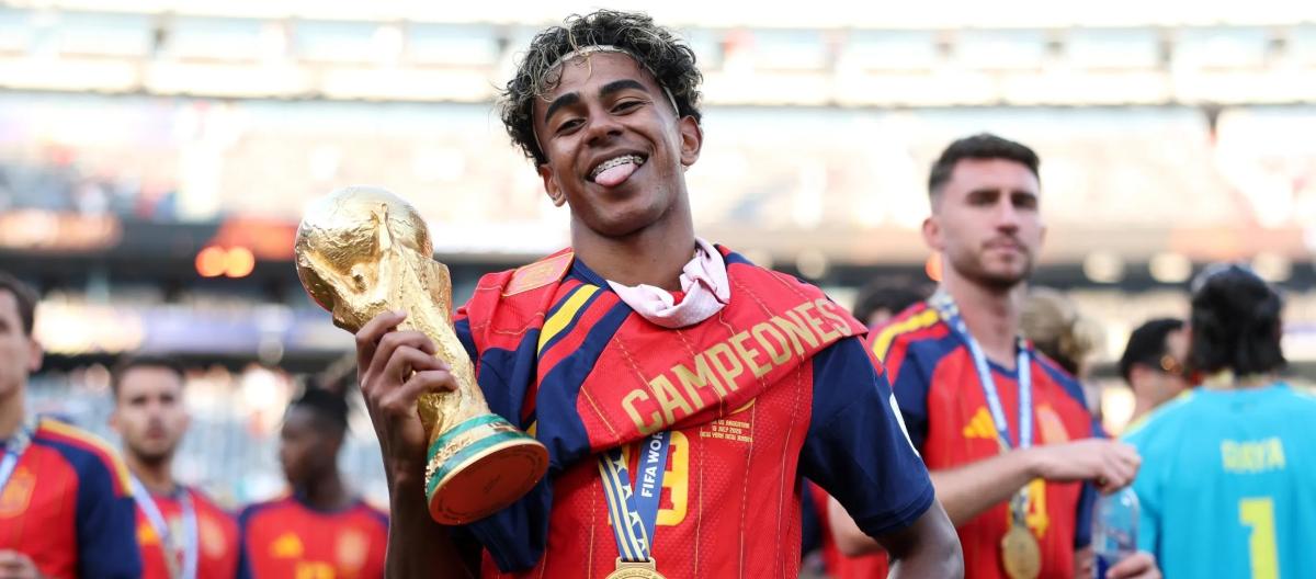 Lewandowski believes Yamar did not perform at his best in the World Cup.