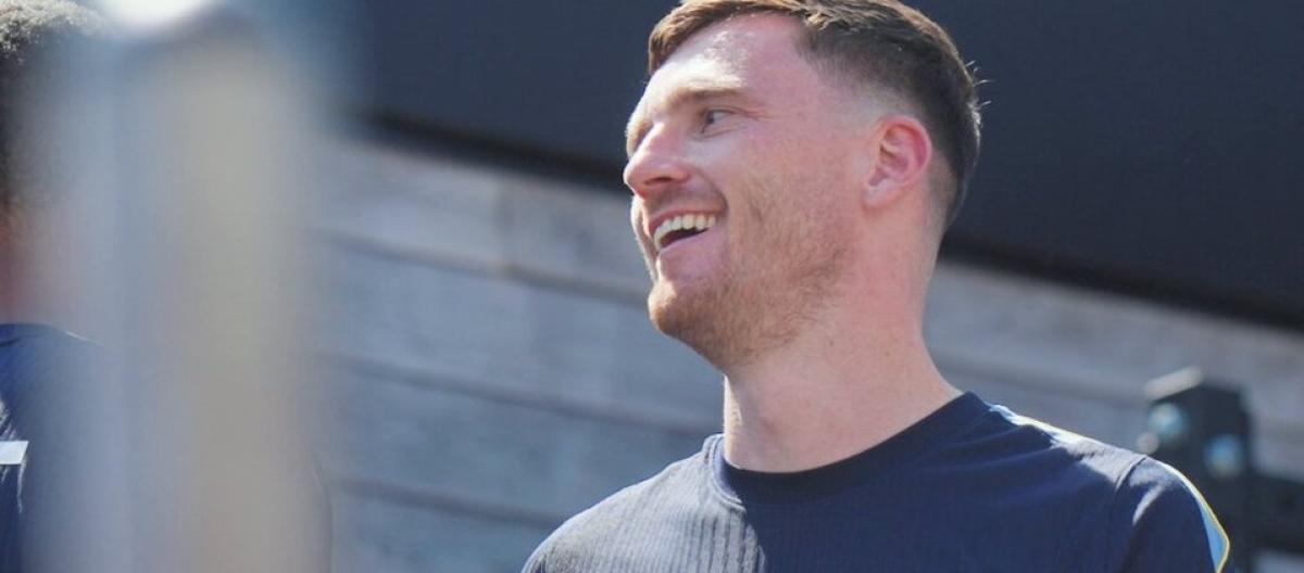 Robertson hopes to help Tottenham become better with his teammates.