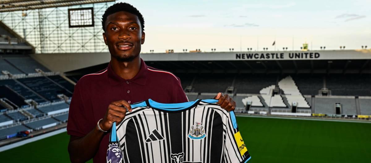 Newcastle United sign Golden Boy nominee Araghi Bamba