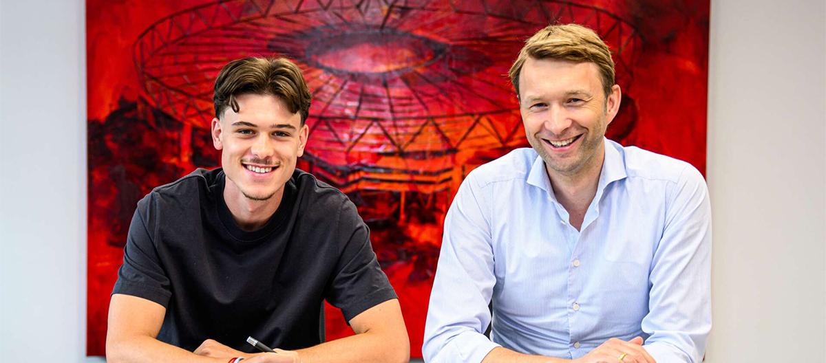 Bayer Leverkusen officially announced the signing of Hoffenheim's rising star Luca Erlein to a four-year contract.
