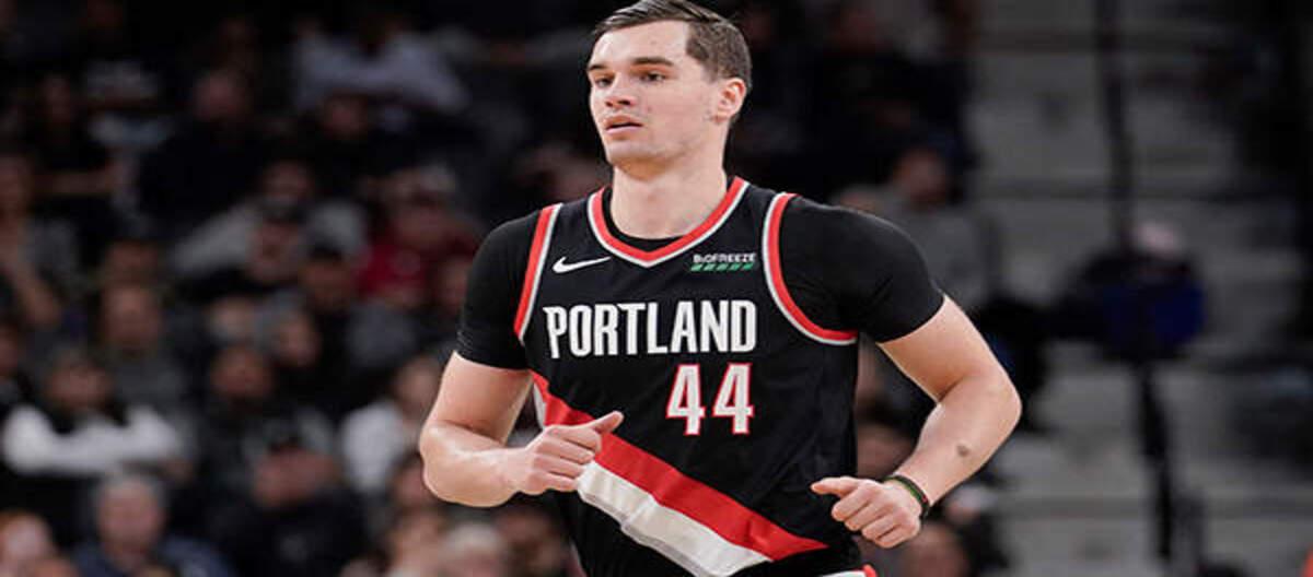 Hezonja returns to the NBA, signing a one-year, $2.8 million contract with the Cavaliers.