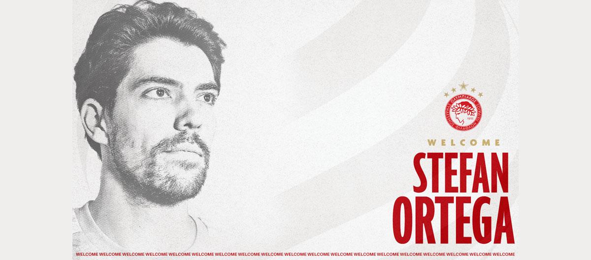Nottingham Forest goalkeeper Stefan Ortega officially joins Olympiacos on a free transfer..