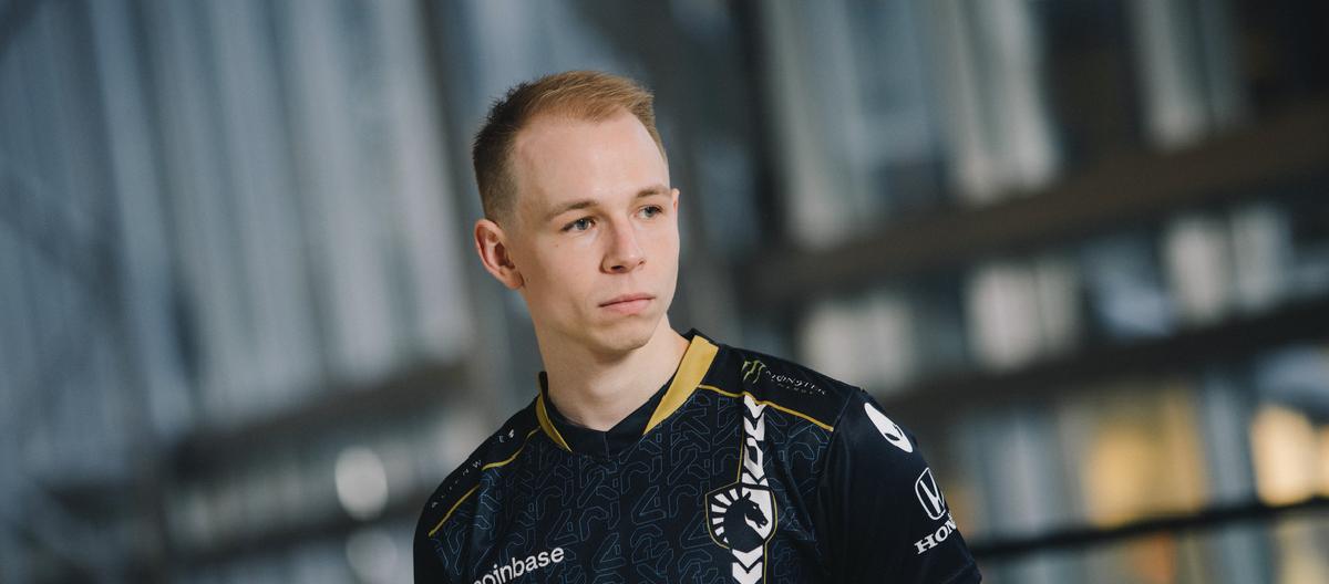 CS2: Even the best players have subtle habits, and Liquid rifleman EliGE says donk has a way to crack them.
