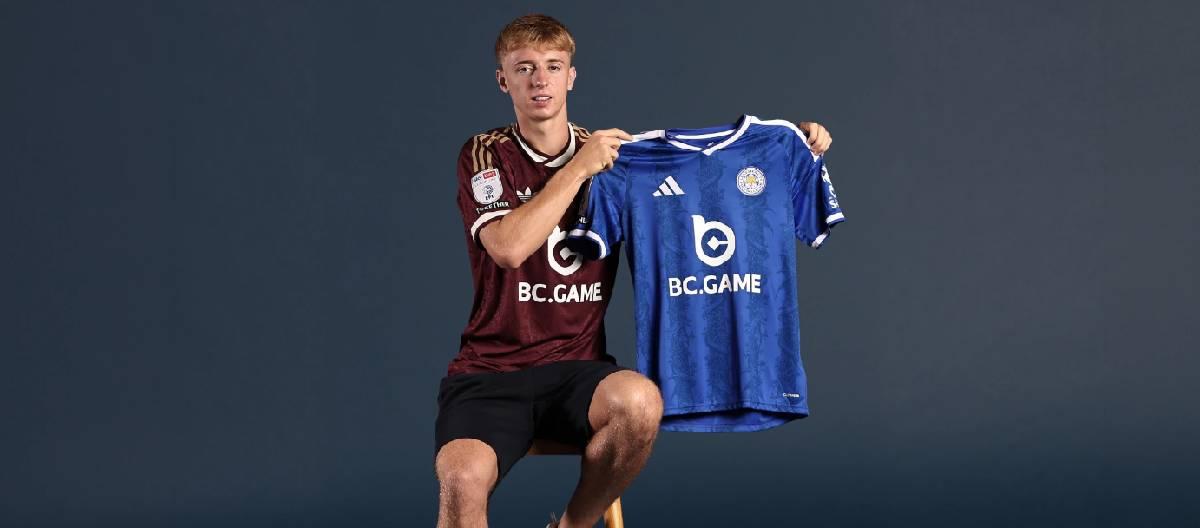 Leicester City have officially announced the signing of Tom Watson on loan from Brighton.