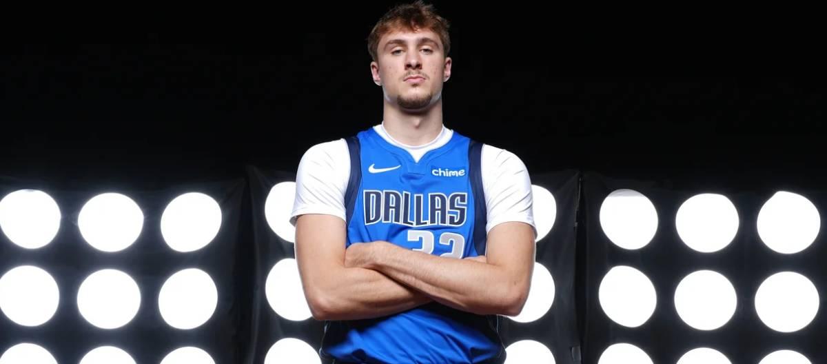 The Dallas Mavericks are offering a reward for the acquisition of a rare rookie card by Marko Flagg.