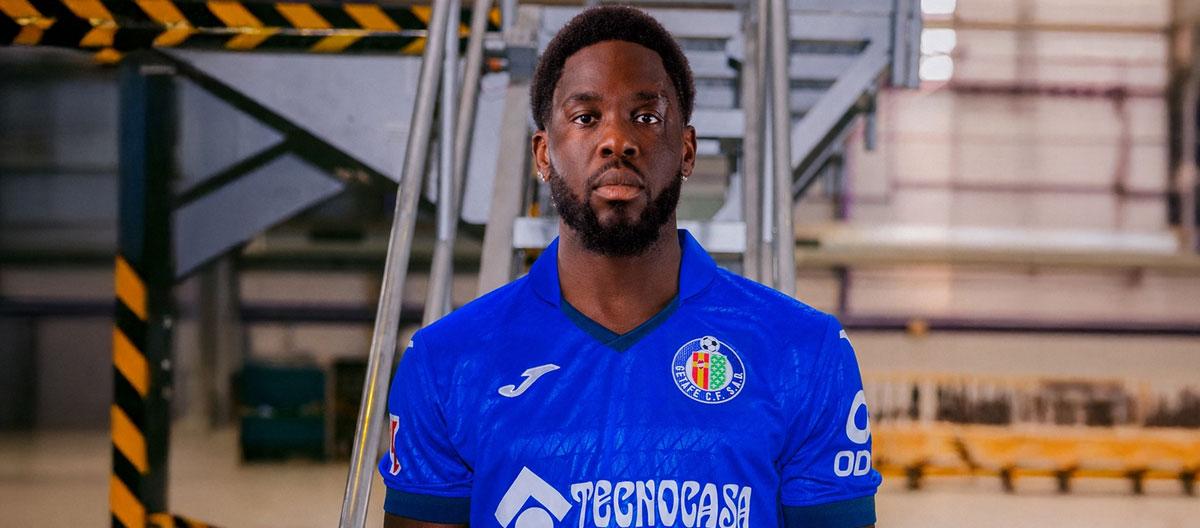 Lyon defensive midfielder Orel Mangala officially joins Getafe on-loan..