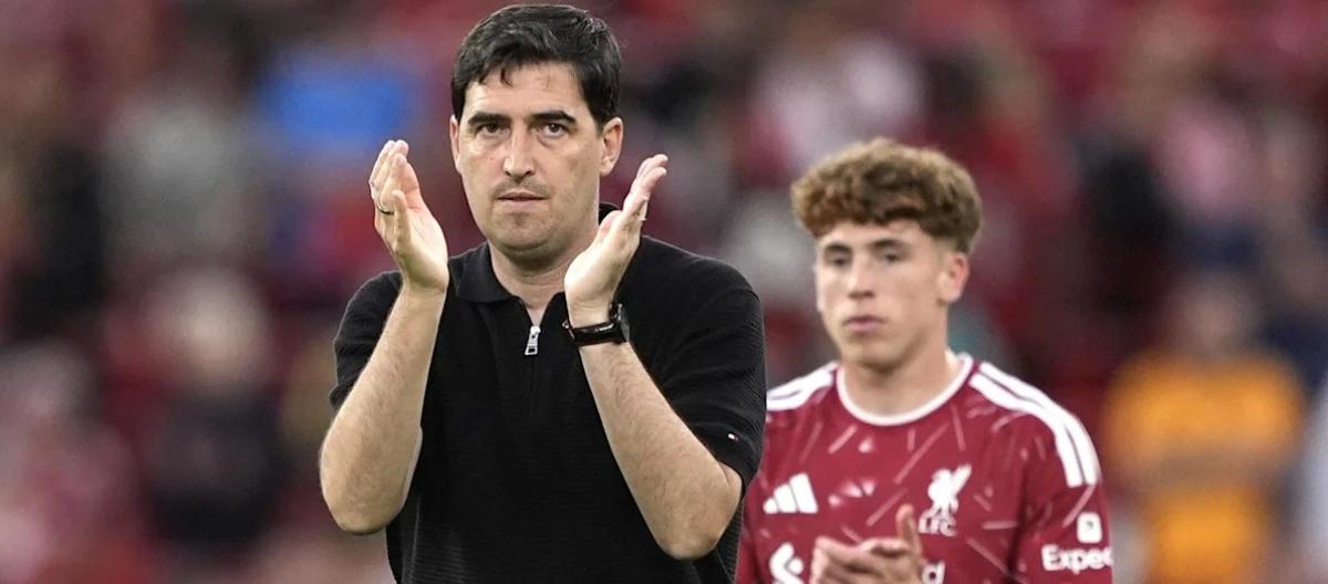 Iraola was satisfied with the players' attitude and commitment.