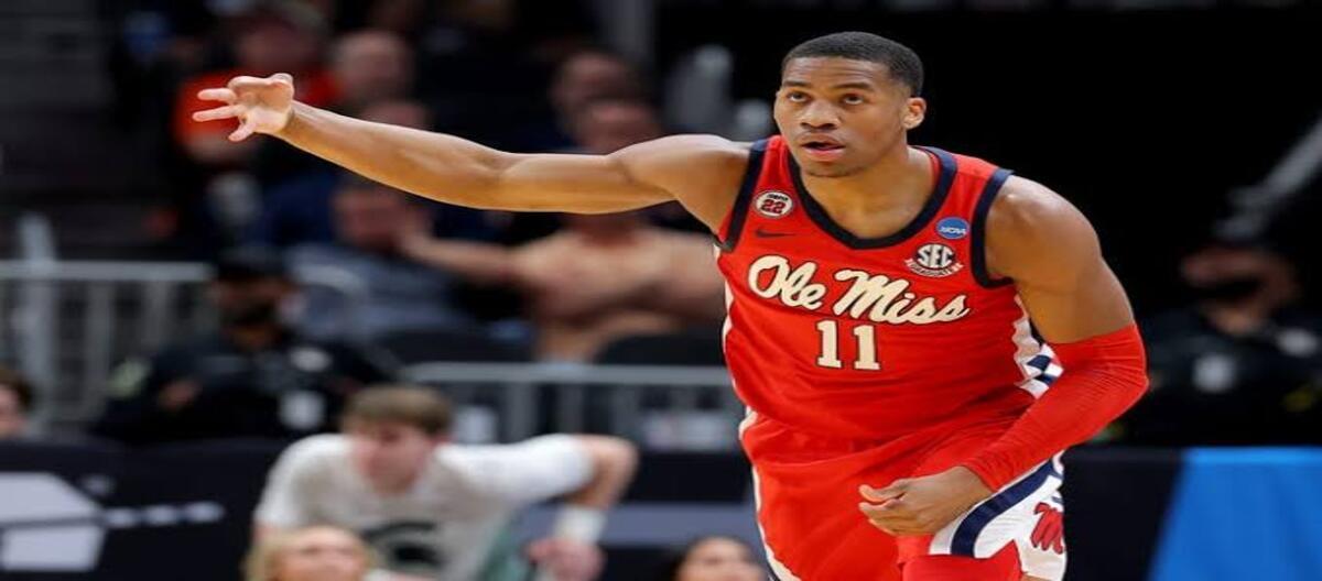 The Jazz waived Matthew Murray, who was signed by Murray just two days later.