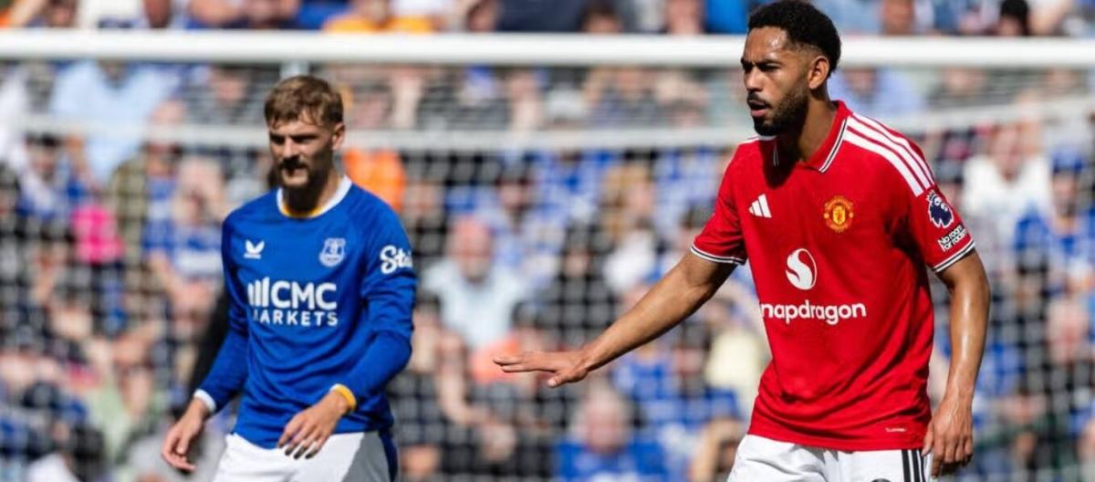 Premier League – Mbourneau scores as Manchester United are held to a 2-2 draw by Everton.