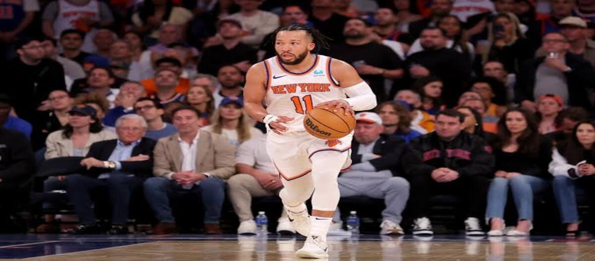 Brunson has been cleared to return to play after wrist surgery and will prepare for the new season.