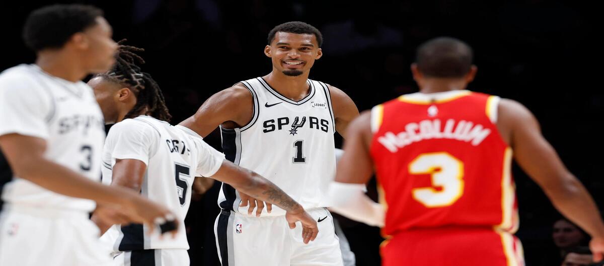 Newell's 16 points shone throughout the game as the Hawks rallied to defeat the Spurs 123-116.
