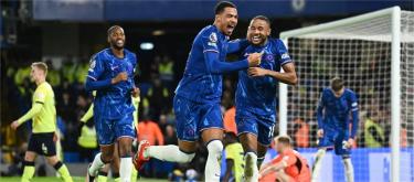 Premier League - Nkunku scores as Chelsea beat Southampton 4-0