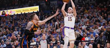 Los Angeles Lakers defeat Oklahoma City Thunder 126-99