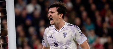 ◤Premier League◢ Harry Maguire scored with a header late in the game as Manchester United defeated Liverpool with a 1-2 away win..