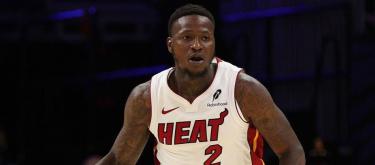NBA：迈阿密热火队得分后卫特里·罗齐尔因涉嫌非法体育赌博接受联邦调查，将被停职停薪。