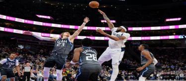 马尔卡宁贡献33分 爵士以116-114险胜独行侠
