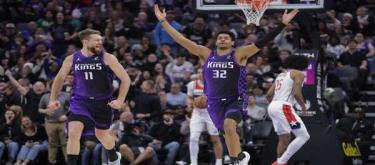 威少空砍26分 国王以128-115轻取奇才