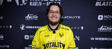 ZywOo was named TOP 1 in HLTV's 2025 Player of the Year, tying s1mple's record.