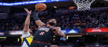 Maxi's 32 points secured a 105-94 victory for the 76ers over the Pacers.