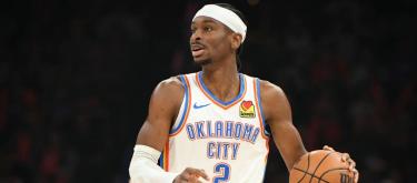 雷霆球星亚历山大蝉联NBA常规赛MVP