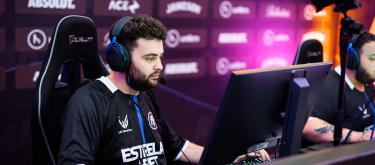 Official announcement: Fluxo player Lucaozy has been relegated to the bench.