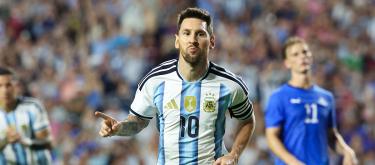 Friendly Match – Messi returns from injury and scores as a substitute, Argentina defeats Iceland 3-0.