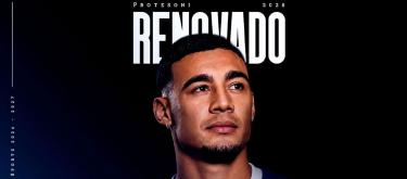 Alavés completes contract extension with Uruguayan defensive midfielder Carlos Protesoni..